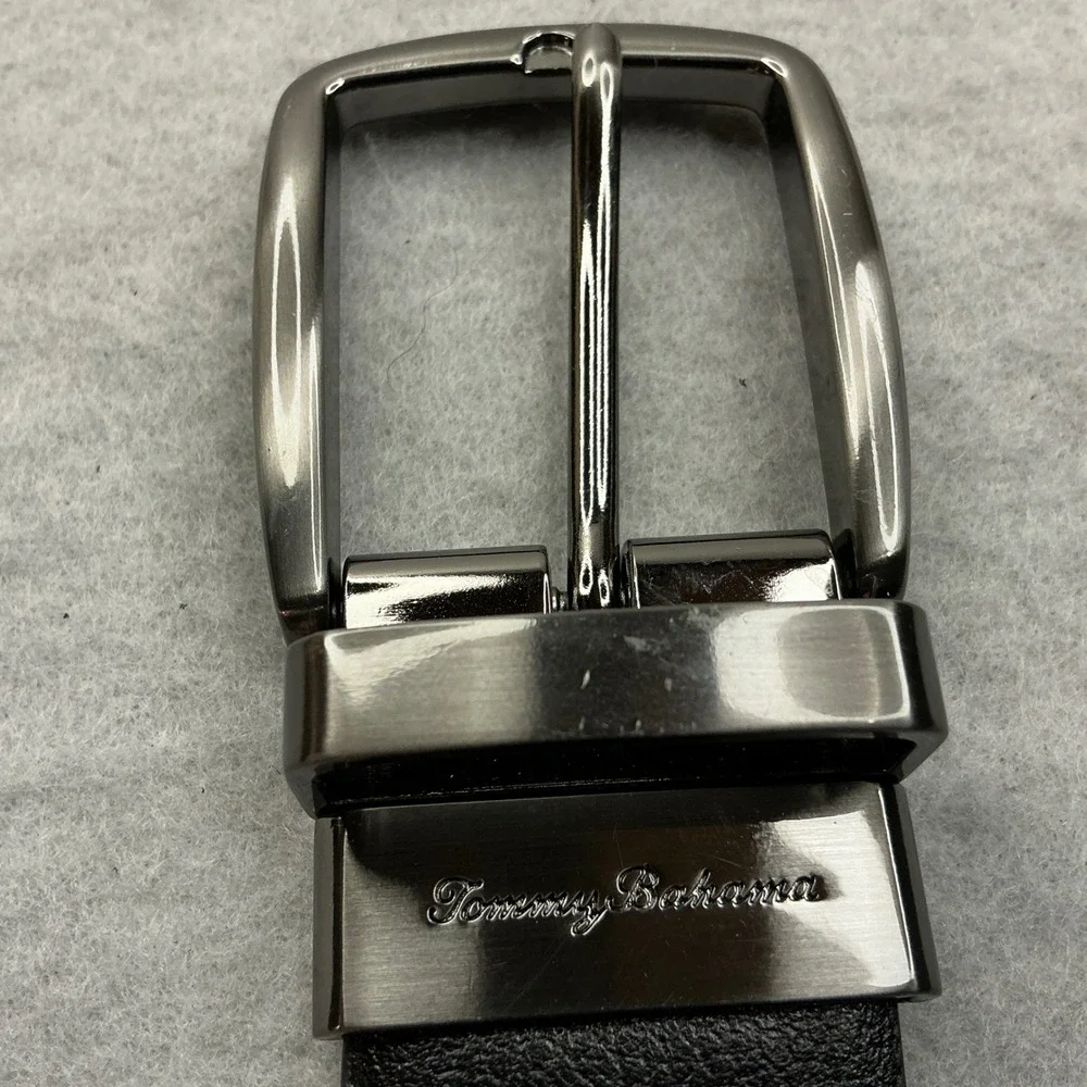 Tommy Bahama Reversible Belt Black Brown Leather Swivel‎ Buckle Size 34 Mens